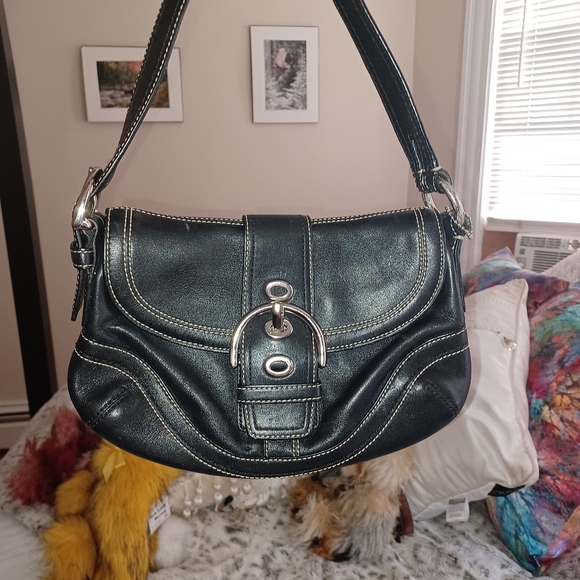 Coach Handbags - Coach Black Leather Hobo Style Bag